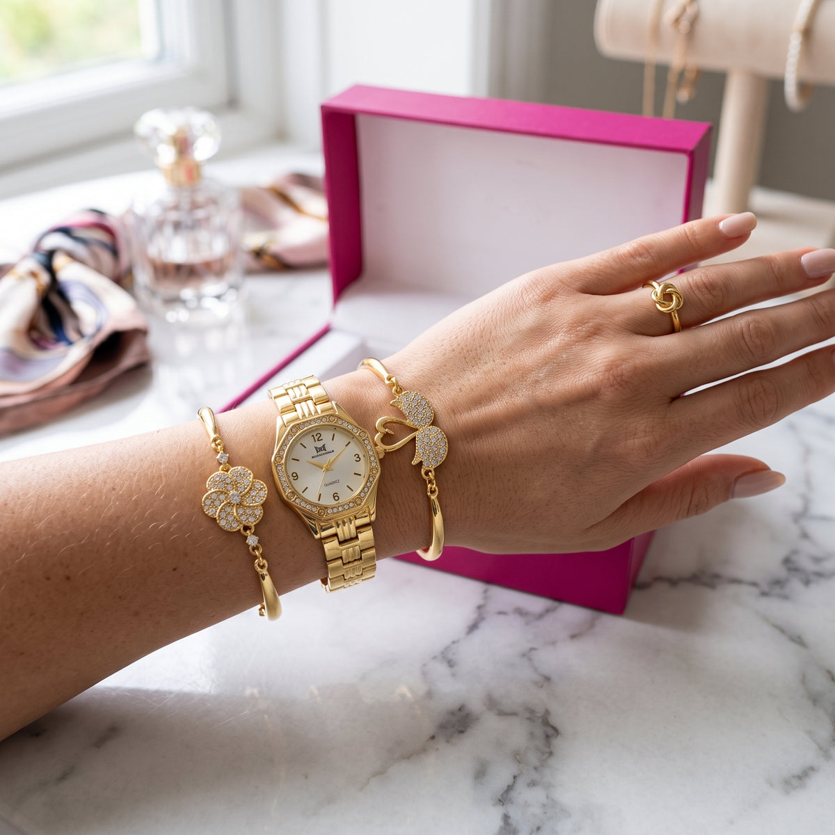 Gold-Tone Watch & Bracelet Gift Set – 5-Piece Women's Jewelry Set in Gift Box